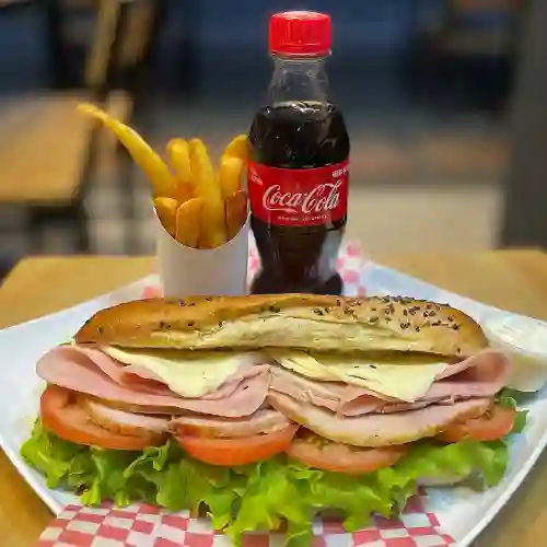 Sandwich Especial + Papas a la Francesa + Gaseosa