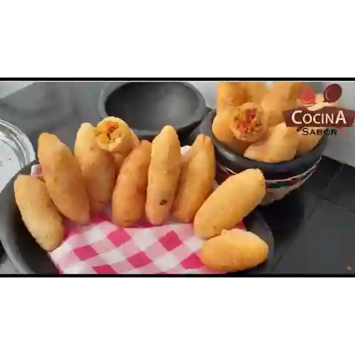 Carimañola de Pollo