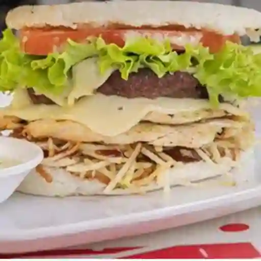 Arepa Burger Mixta