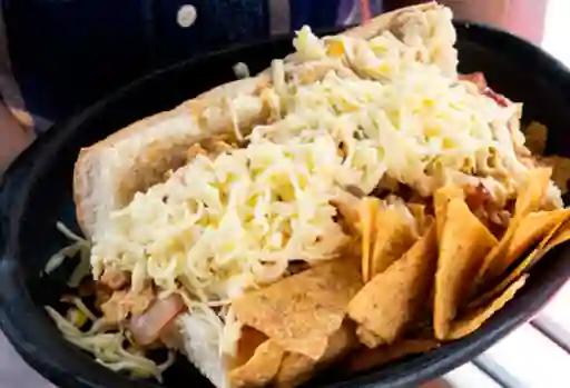 Perro Mega Ranchera Al Barril.