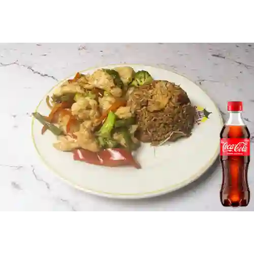 Combo Arroz c/ Chop Suey de Pollo +Cocacola Orig 400ml