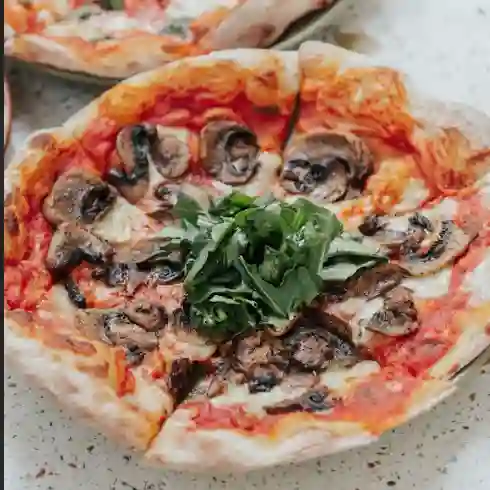 Pizza funghi
