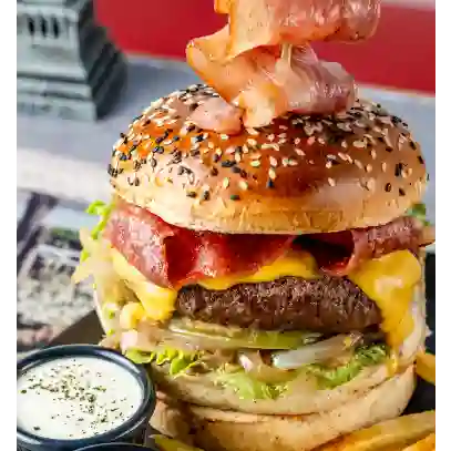 Burger Puerto Rico - Triple Bacon