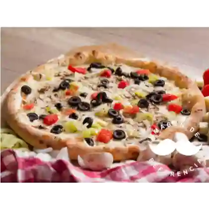 Pizza Mediana Vegetariana ( 6 Porciones)