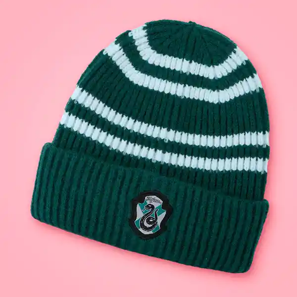 Gorro Tejido Serie Harry Potter Slytherin Miniso