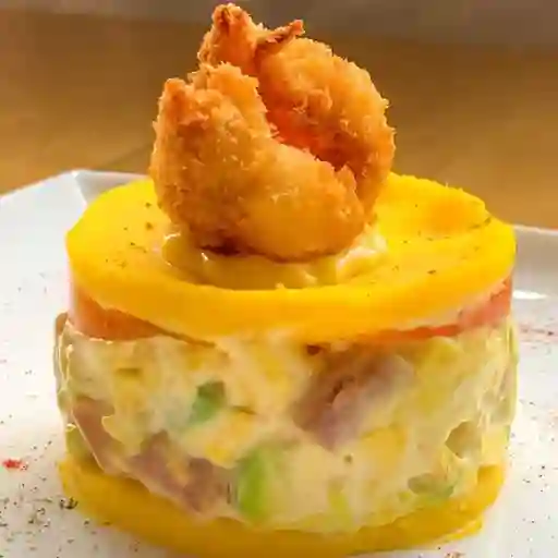 Causa Maguro y Aguacate