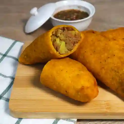 Empanada de Papa y Carne