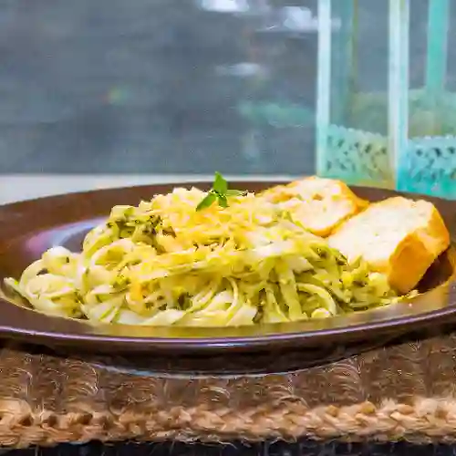 Pasta Pesto