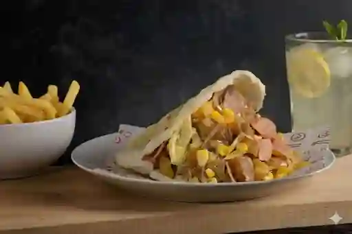 Combo Tijuana con papas y limonada 