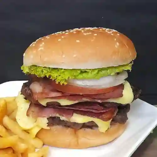 Hamburguesa Venezolana Doble Carne