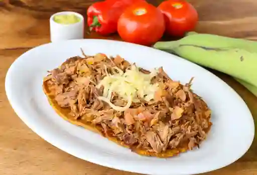 Patacón con Carne