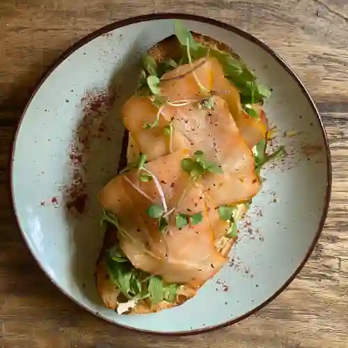 Tartine de Salmón