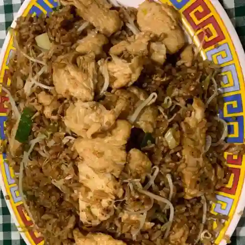 Arroz con Pollo Picado Mediano
