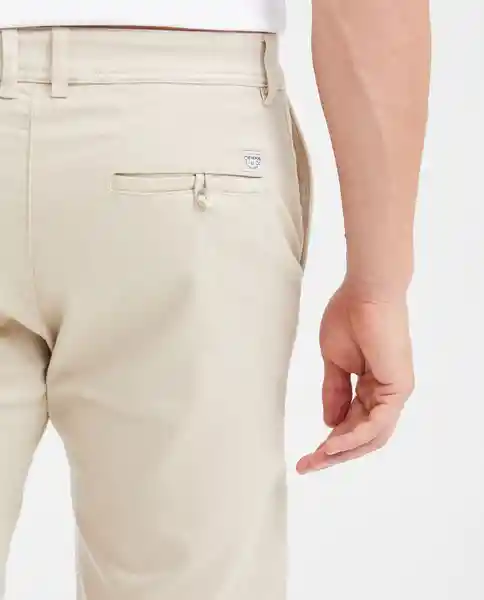 Short Colors Rocket Beige Perlado Claro Talla 28 Chevignon