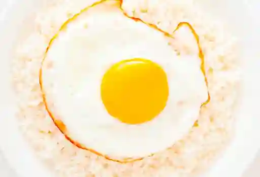 Huevo Fritos con Arroz