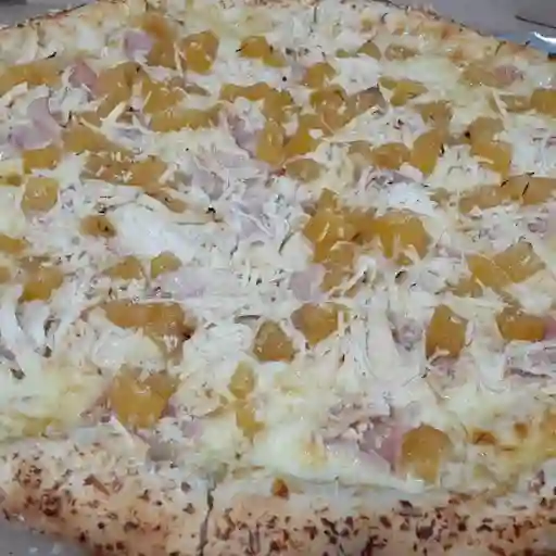 Pizza Hawaiana Pollo Mediana