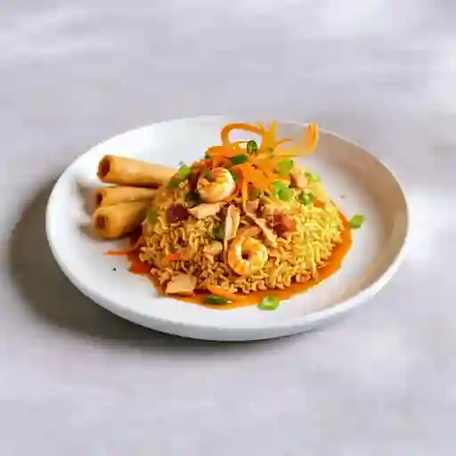 Arroz Thai Camarones Y Pollo