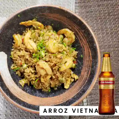 Combo Arroz Vietnamita + Club Colombia