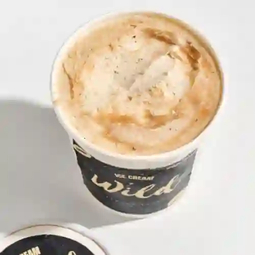 Helado de Coco y Cintas de Caramelo