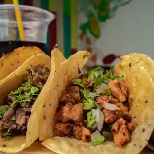 Bandeja de tacos x 3
