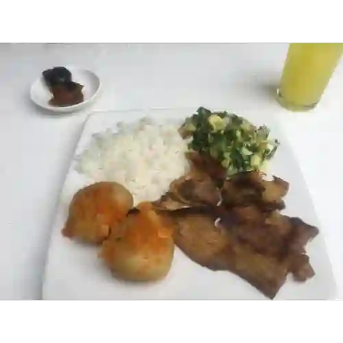 Almuerzo Del Día