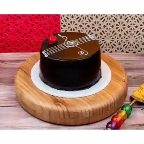 Torta de Chocolate Grande Completa