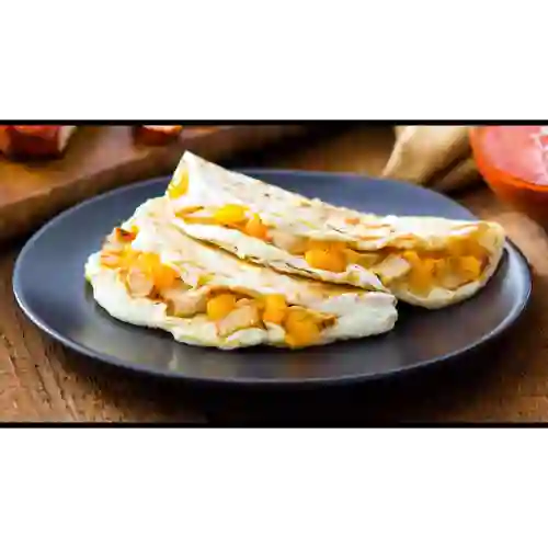 Quesadilla de Cerdo en Salsa de Ciruela