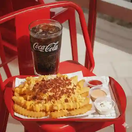 Papas burgerama tociqueso + bebida