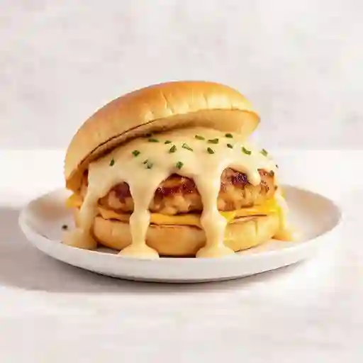 Sándwich de pollo gratinado