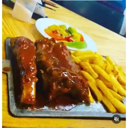 Costilla de Cerdo Al Carbon