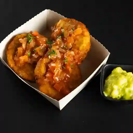 Patacón con hogao