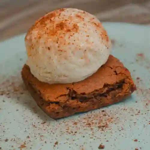 Brownie con Helado