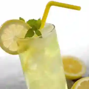 Limonada Natural 16 Onz.
