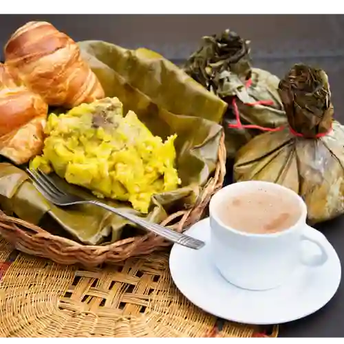 Combo Tamal con Chocolate