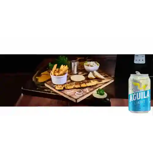 Combo Chuzo Pollo + Cerveza Aguila Light Lta 330ml