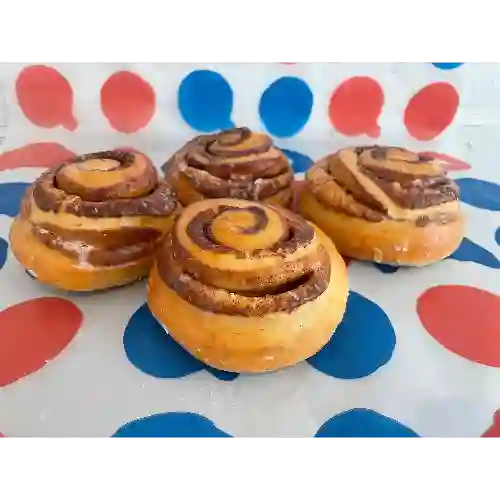 Caja de Cinnamon Roll X 9