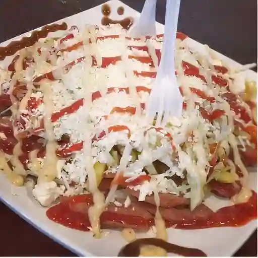 Salchipapa Costeña