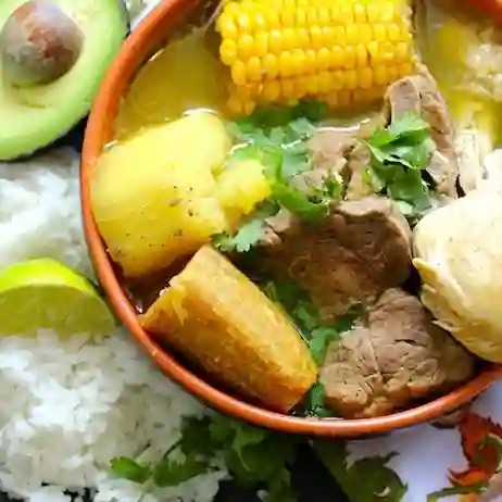 Sancocho en leña