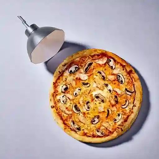 Pizza Mediana con Pollo, Champiñones