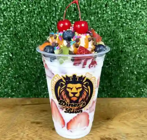 Fresas con Crema 24 Oz