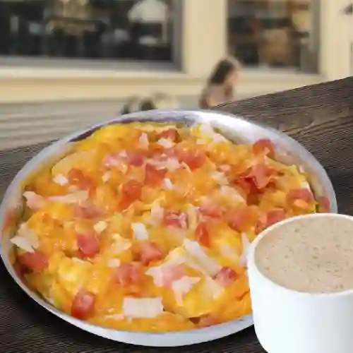 Huevos Pericos con Chocolate y Pan
