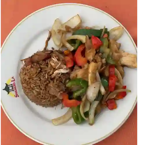 Arroz y Pollo con Pimentón