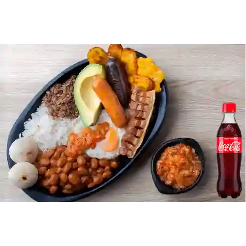 Combo Bandeja Paisa + Coca-Cola Sabor Original 400 ml