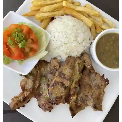 Almuerzo con Carne Asada Ejecutivo