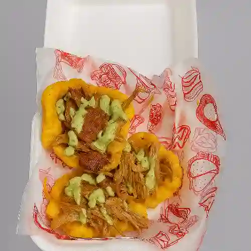 Entradita con Carne en Salsa de la Casa