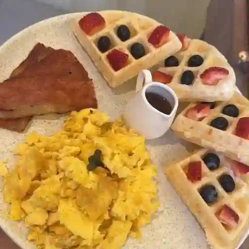 Waffle pan de yuca dulce salado