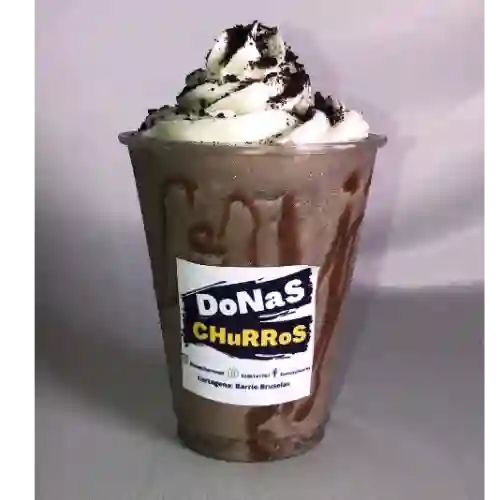 Malteada de Oreo con Crema Chantilly