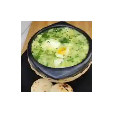 Caldo de Huevo Guisado + Arepa de Queso