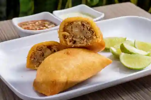 Empanada de Lechona