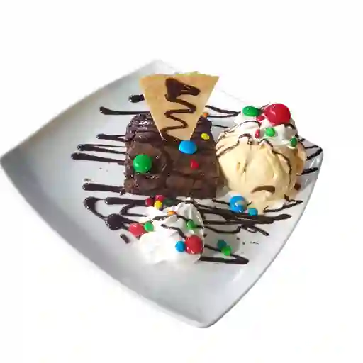 Brownie con helado